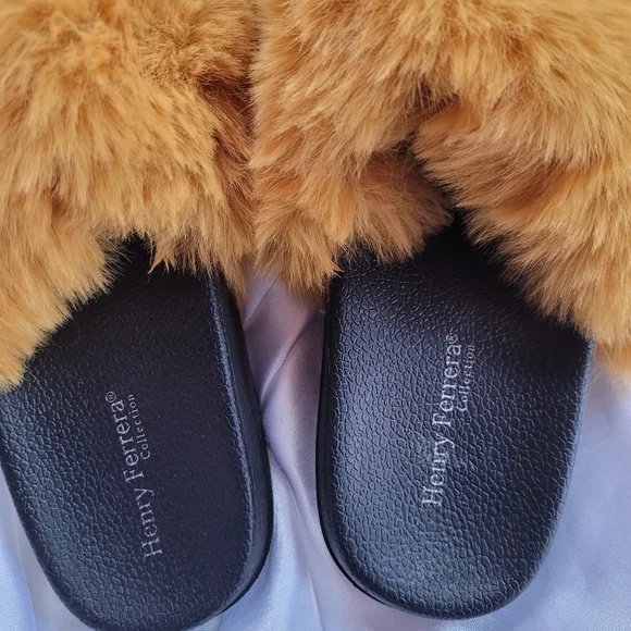 Henry Ferrera Golden Fur Slides - Picture 7 of 7